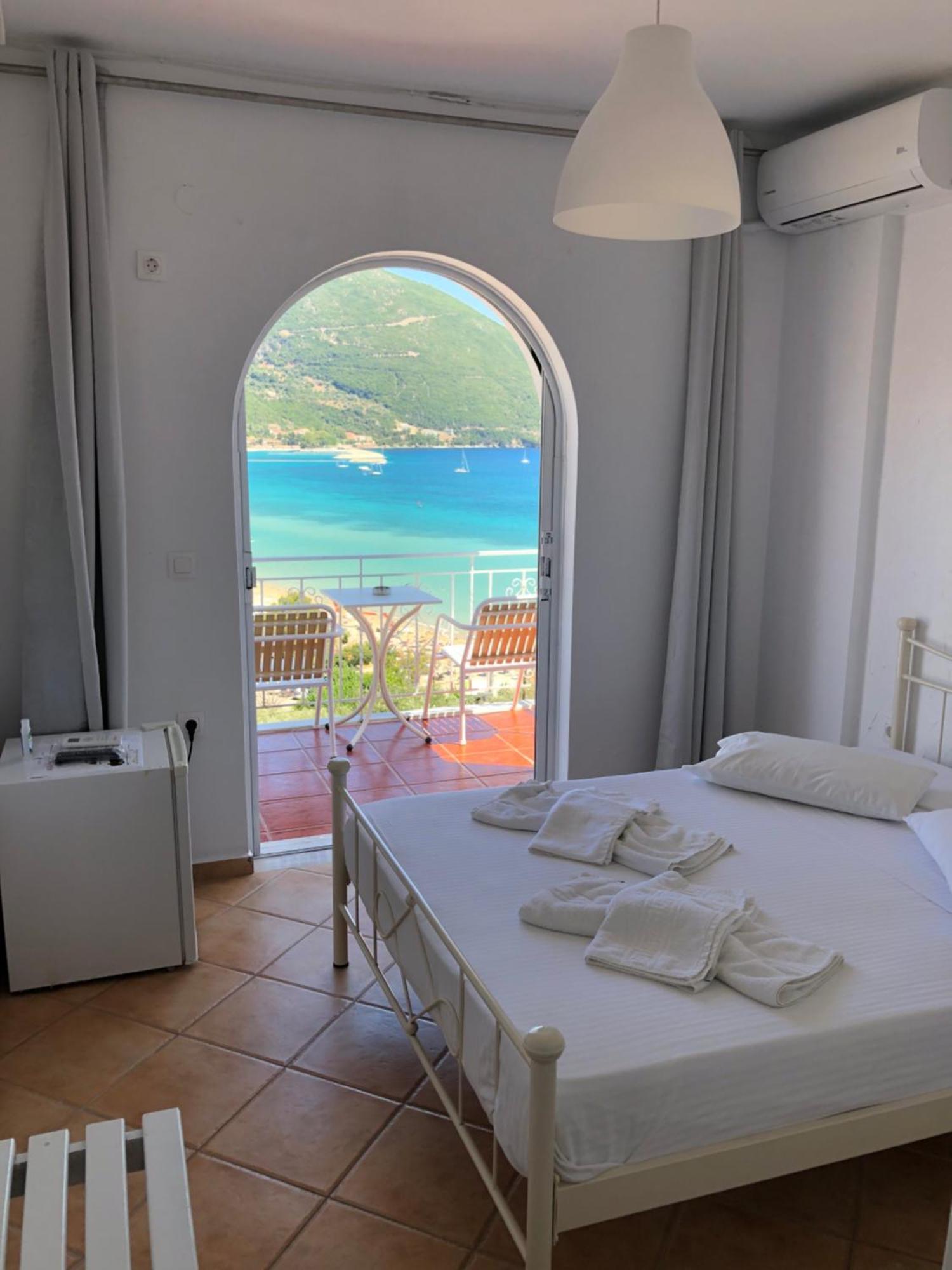 Seaview Rooms فاسيليكي الغرفة الصورة